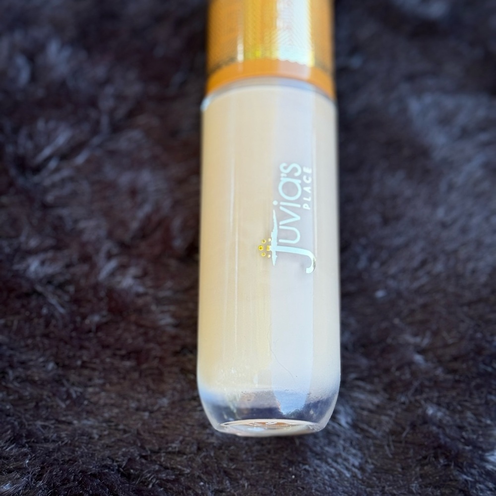 Juvia's Place Tan Foundation